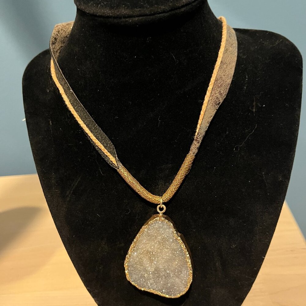 Anthropologie Double-Strand Necklace with Graphite-Colored Sparkly Stone. 17"